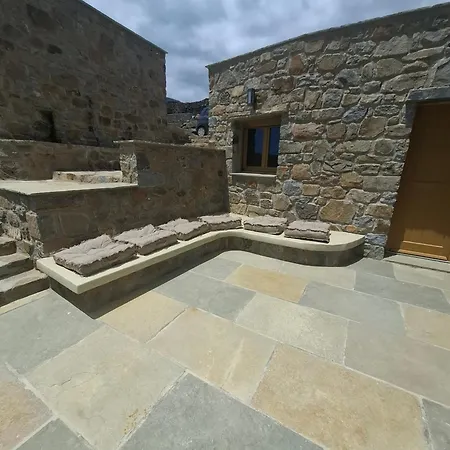 Acheronas Residences Apartman